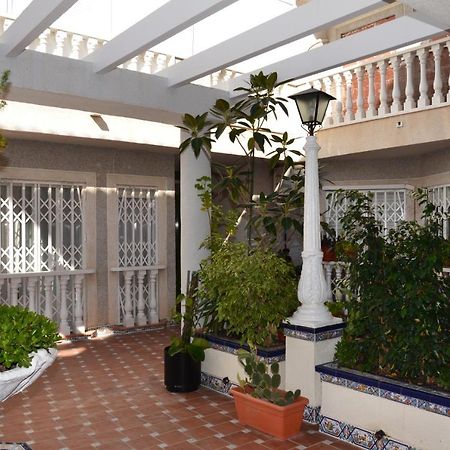 Apartamento Oslo Apartment Torrevieja Luaran gambar