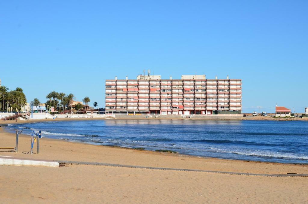 Apartamento Oslo Apartment Torrevieja Luaran gambar