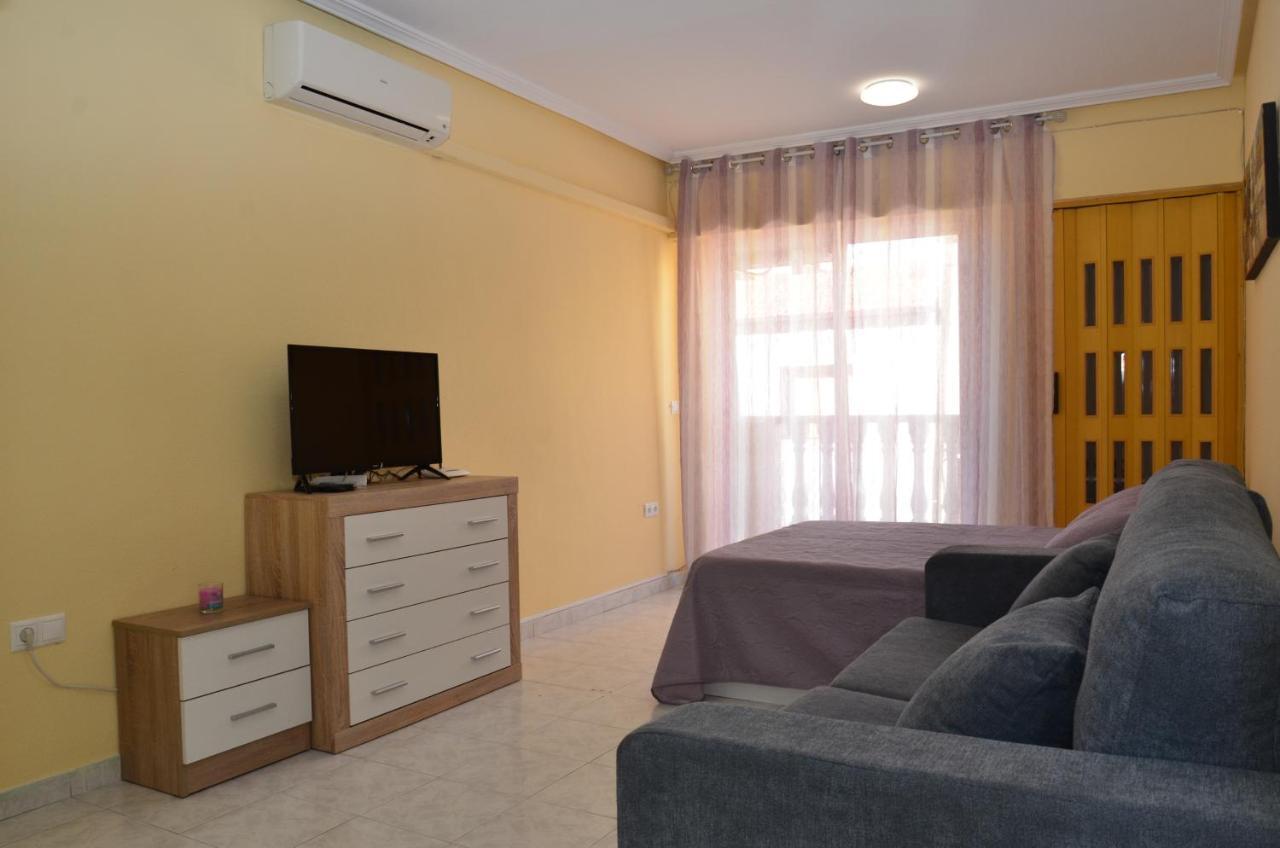 Apartamento Oslo Apartment Torrevieja Luaran gambar